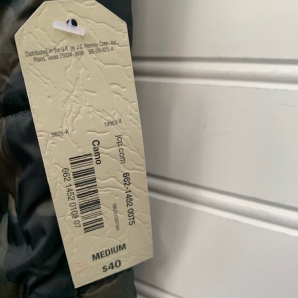 🐣🐣NWT Camo Vest Women SZ Medium🐣🐣 - Picture 5 of 8